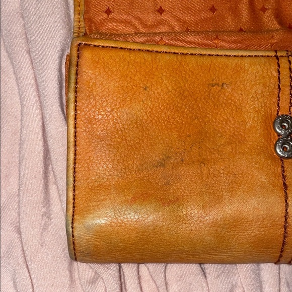 Fossil Tan Leather Wallet with Silver Accent-As Is - Picture 10 of 13